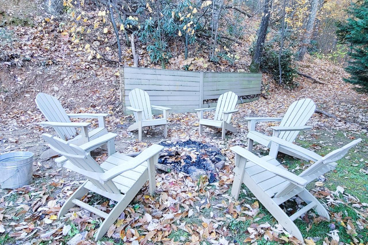 Treetop Tranquilty Sevierville Bagian luar foto