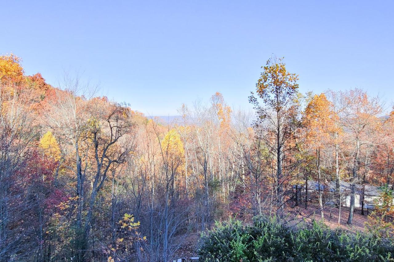 Treetop Tranquilty Sevierville Bagian luar foto